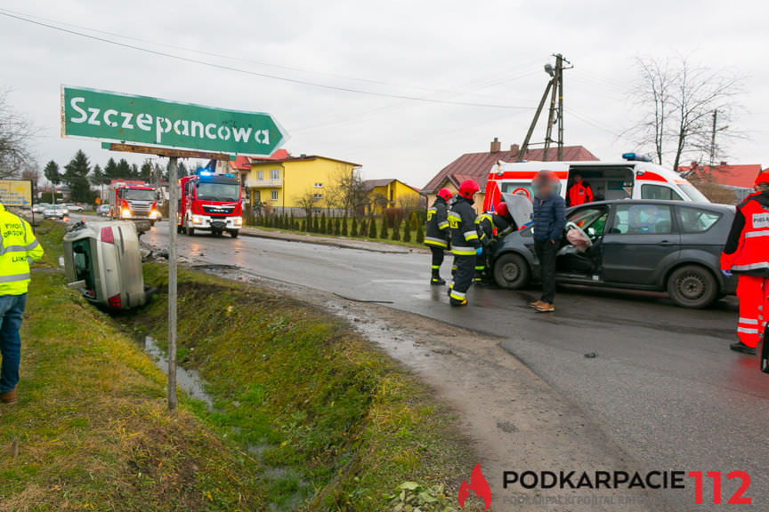 Wypadek w Świerzowej Polskiej na skrzyżowaniu