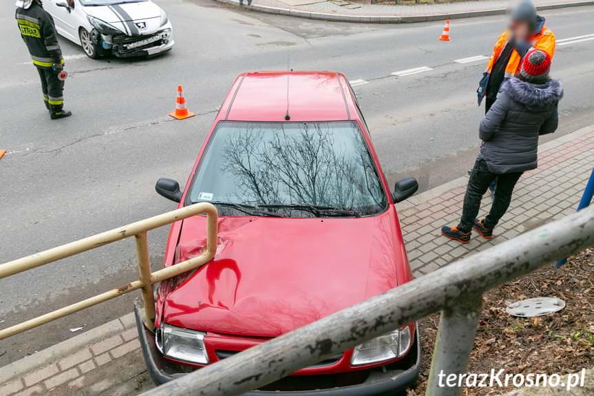 Zderzenie citroena z peugeotem w Krośnie