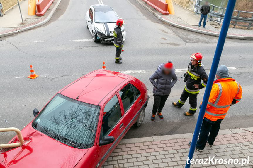 Zderzenie citroena z peugeotem w Krośnie