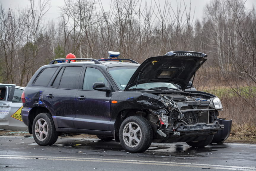 Zderzenie dwóch samochodów osobowych w Stalch 04.01.2020