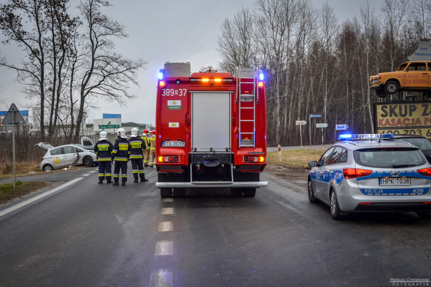 Zderzenie dwóch samochodów osobowych w Stalch 04.01.2020