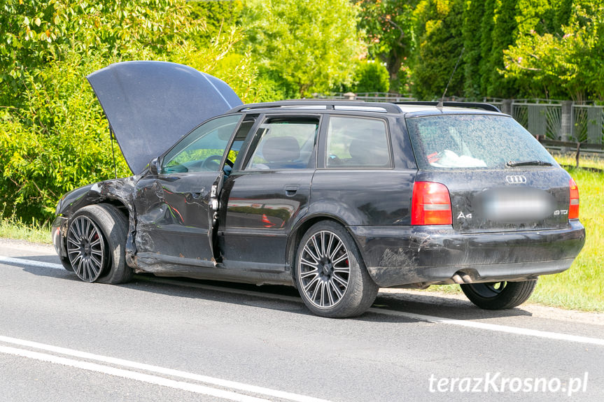 Zderzenie Forda i Audi w Łężanach