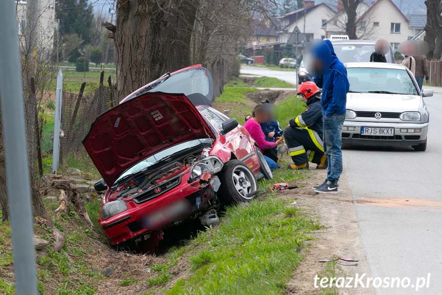 Zderzenie hondy i audi w Cergowej