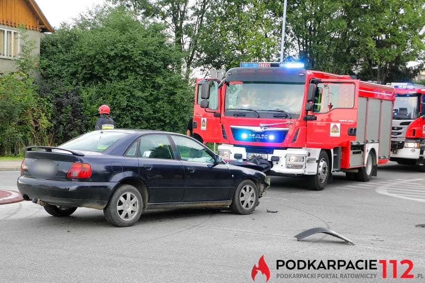 Zderzenie na rondzie w Krośnie