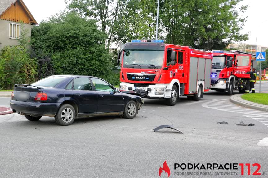 Zderzenie na rondzie w Krośnie