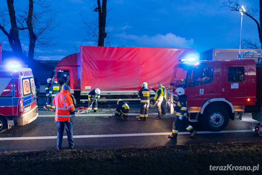 Zderzenie trzech samochodów ciężarowych w Zboiskach