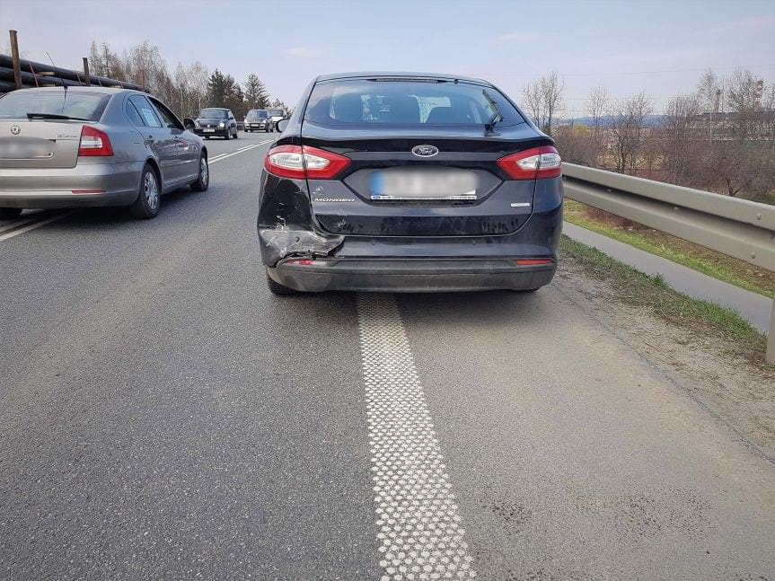 Zderzenie trzech samochodów w Krośnie