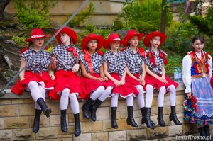 11. Polonijny Festiwal Dziecięcych Zespołów Folklorystycznych rozpoczął się w Iwoniczu-Zdroju