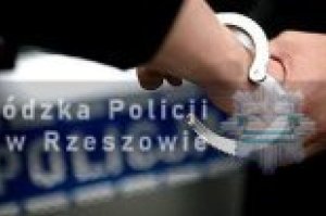 27-latek z Podkarpacia odpowie za brutalny rozbój z użyciem noża. Mężczyzna został zatrzymany w Paryżu