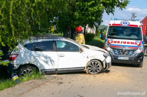 Bajdy. Samochód wypadł z drogi i uderzył w przepust