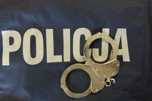 Czujna seniorka nie dała się oszukać. Policjanci zatrzymali "odbieraka"
