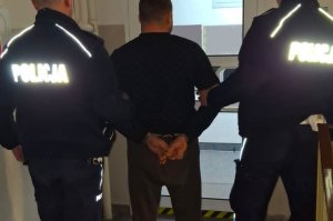 Dwóch obywateli Węgier tymczasowo aresztowanych w sprawie oszustwa "na wnuczka"