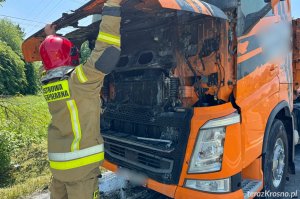Iskrzynia. Pożar ciężarówki na DK19