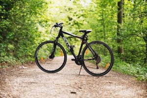 Jelna. Nie żyje 25-letni rowerzysta