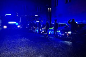 Kolbuszowscy policjanci wspólnie ze strażakami oddali hołd poległemu na służbie ratownikowi medycznemu