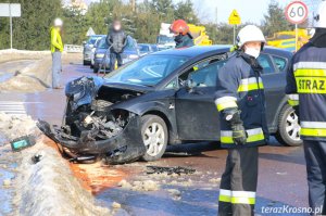 Kombrnia. Zderzenie dwóch samochodów