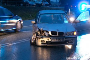 Krosno. Zderzenie samochodu ciężarowego z osobowym
