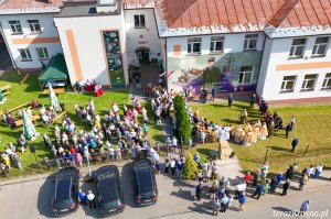 Mural ku czci ks. mjr. Mieczysława Janasa odsłonięty w Świerzowej Polskiej