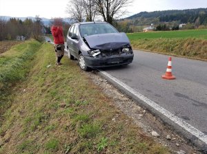 Najechanie na tył pojazdu w miejscowości Lutcza