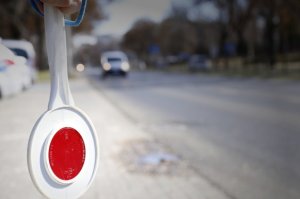 Odjechał z miejsca kolizji którą spowodował, bo nie miał uprawnień