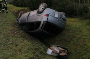 Opel dachował w Sędziszowie Małopolskim 