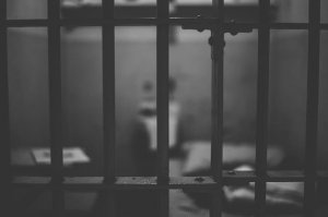 Policjanci zatrzymali trzech mężczyzn poszukiwanych listami gończymi 