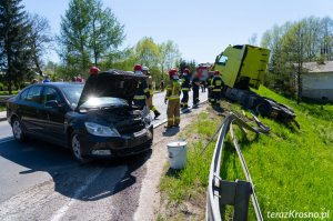 Poważny wypadek w Pustynach na DK19 [ZDJĘCIA]