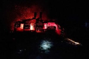 Pożar domu w Ropience