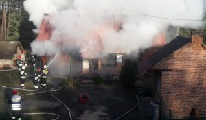 Pożar drewnianego budynku mieszkalnego