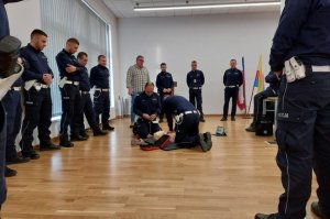 Ratowanie życia tematem policyjnego szkolenia