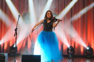 Wyjątkowy koncert z okazji Dnia Kobiet w Rogach