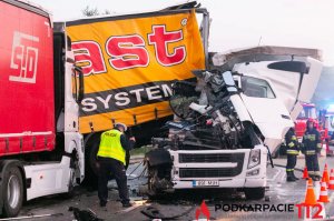 Wypadek w Barwinku, zderzenie trzech tirów