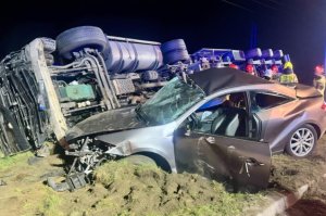 Wypadek w Jaślanach. Poważnie ranny 19-latek