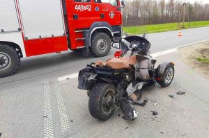 Wypadek w Woli Cieklińskiej. Ranny kierowca motocykla