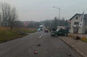 Zderzenie dwóch samochodów w Soninie