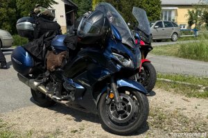 Zderzenie samochodu z motocyklem na DK19