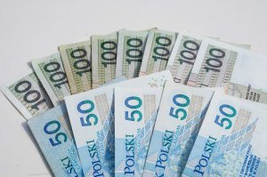 Żołynia. Ukradł pieniądze i schował w śniegu
